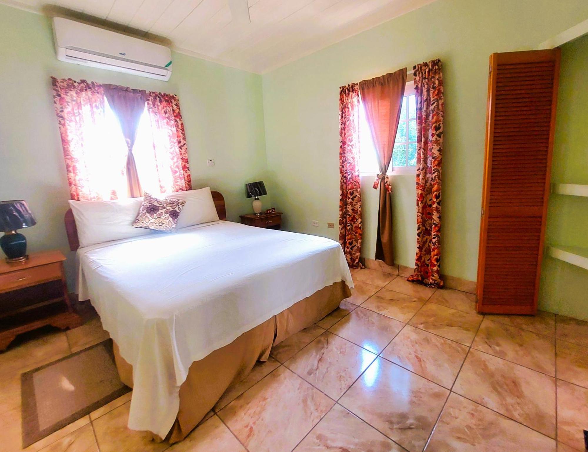 Stoney Gate Cottages Negril Exterior foto
