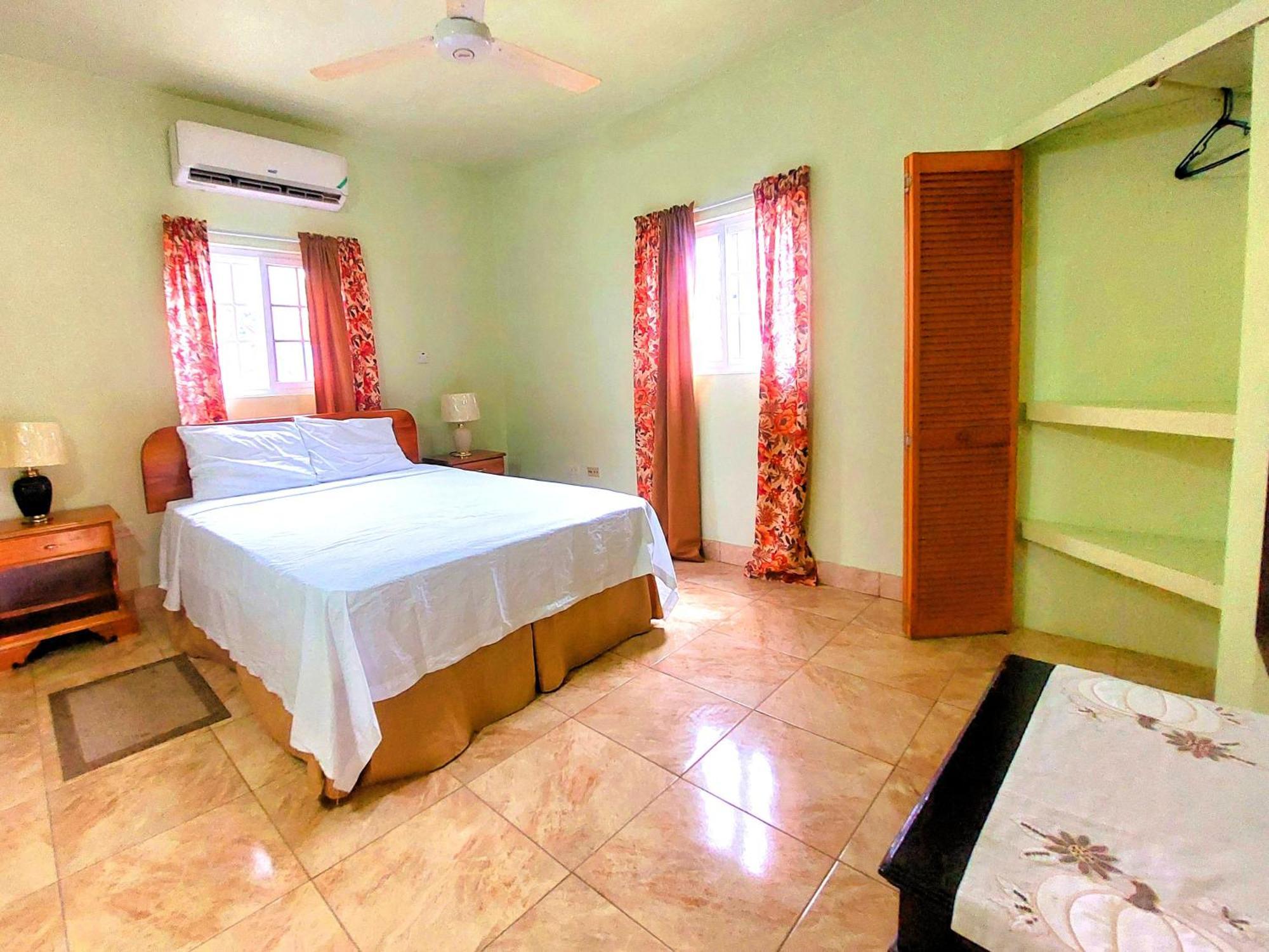Stoney Gate Cottages Negril Exterior foto